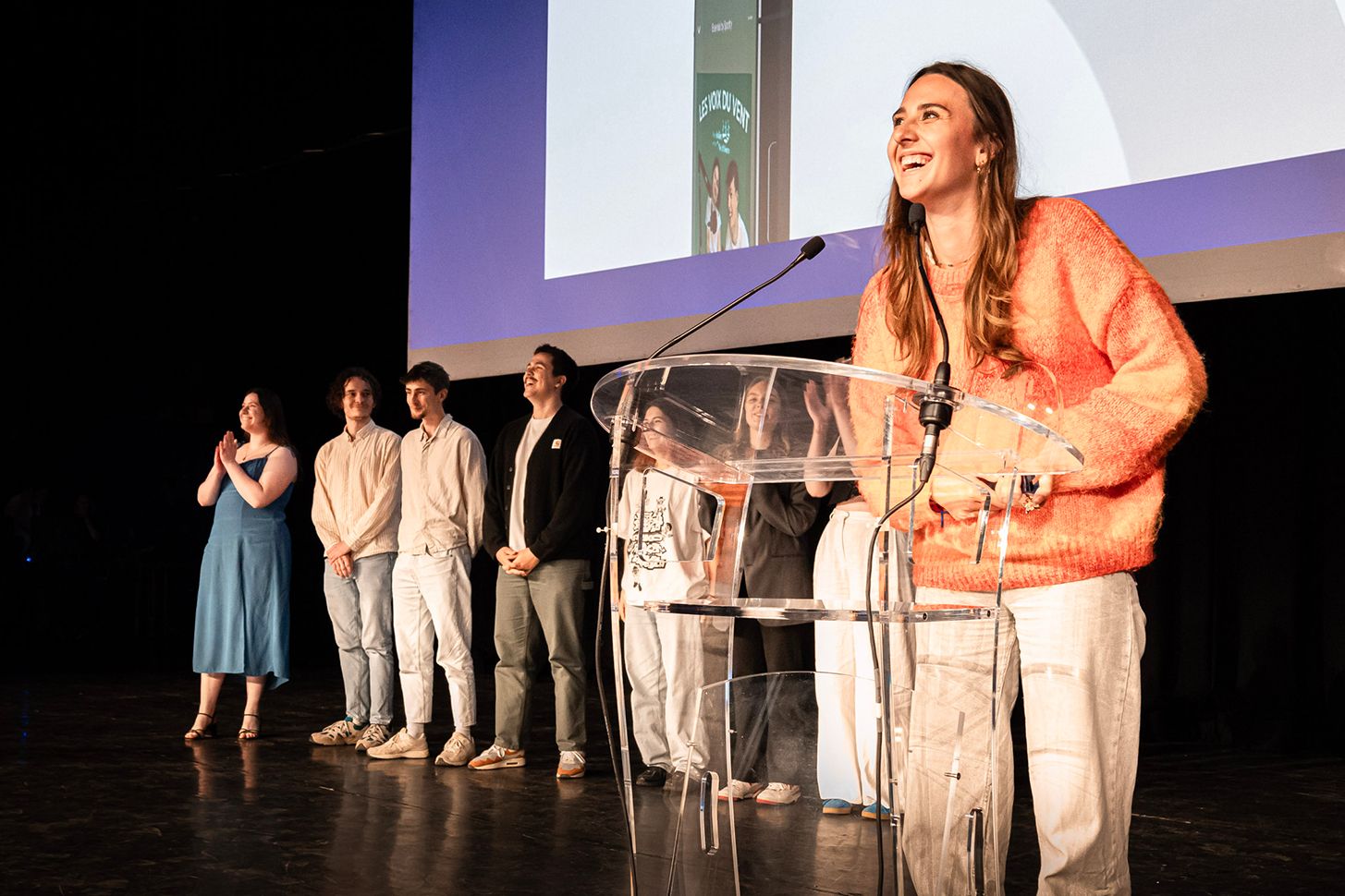 Pitch par nos étudiants lors de la Com' For Climate