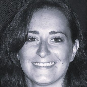 Alumni : Caroline Cangi