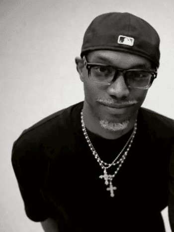 Notre Alumni Juthiân Mbumba