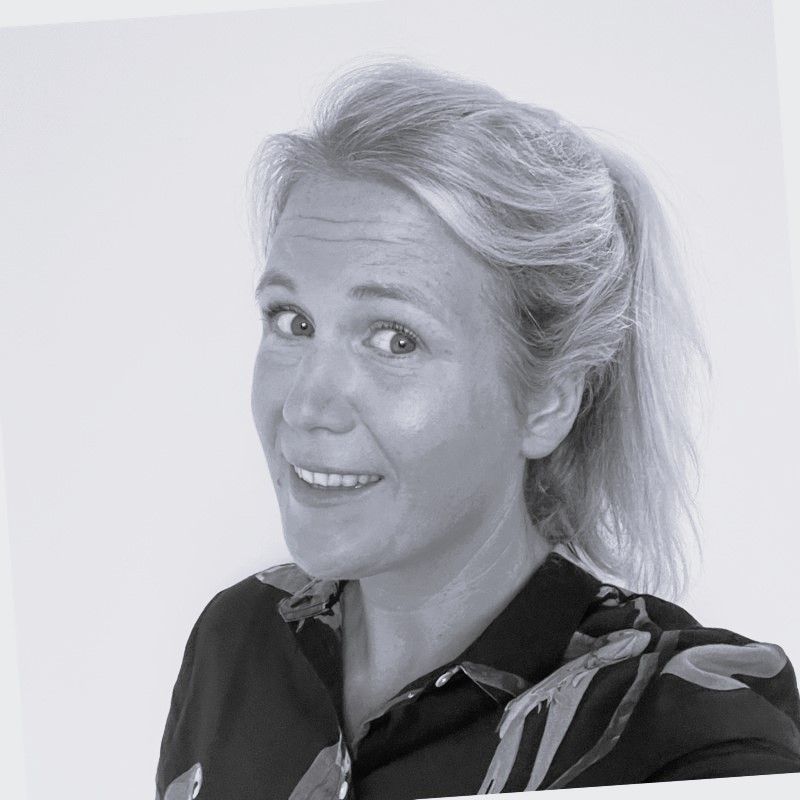 Claire Faure Miller