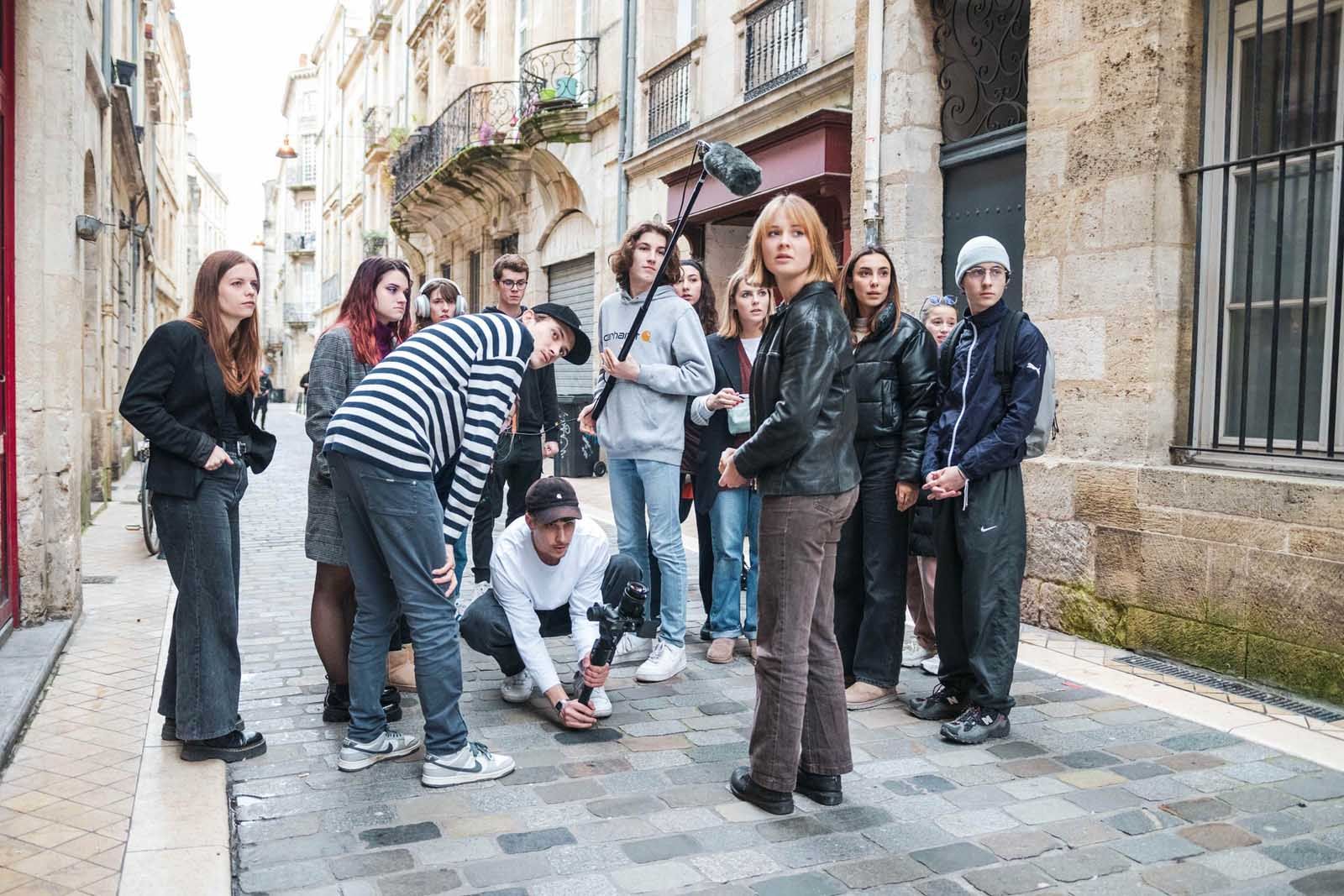 Réalisation d’un spot publicitaire : et action pour les mastères en direction artistique de l’École Supérieure de Publicité !