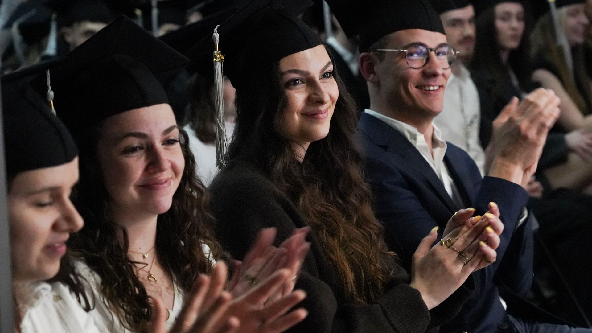 4 étudiants de l'ESP à leur cérémonie de remise de diplôme