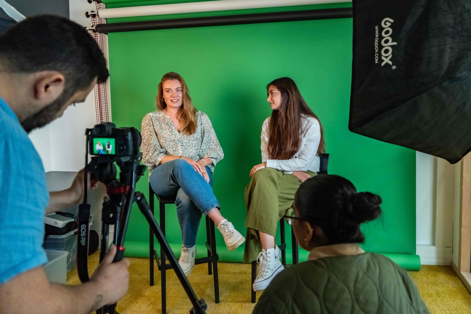 Tournage et installation de set-up lors d'un projet étudiant