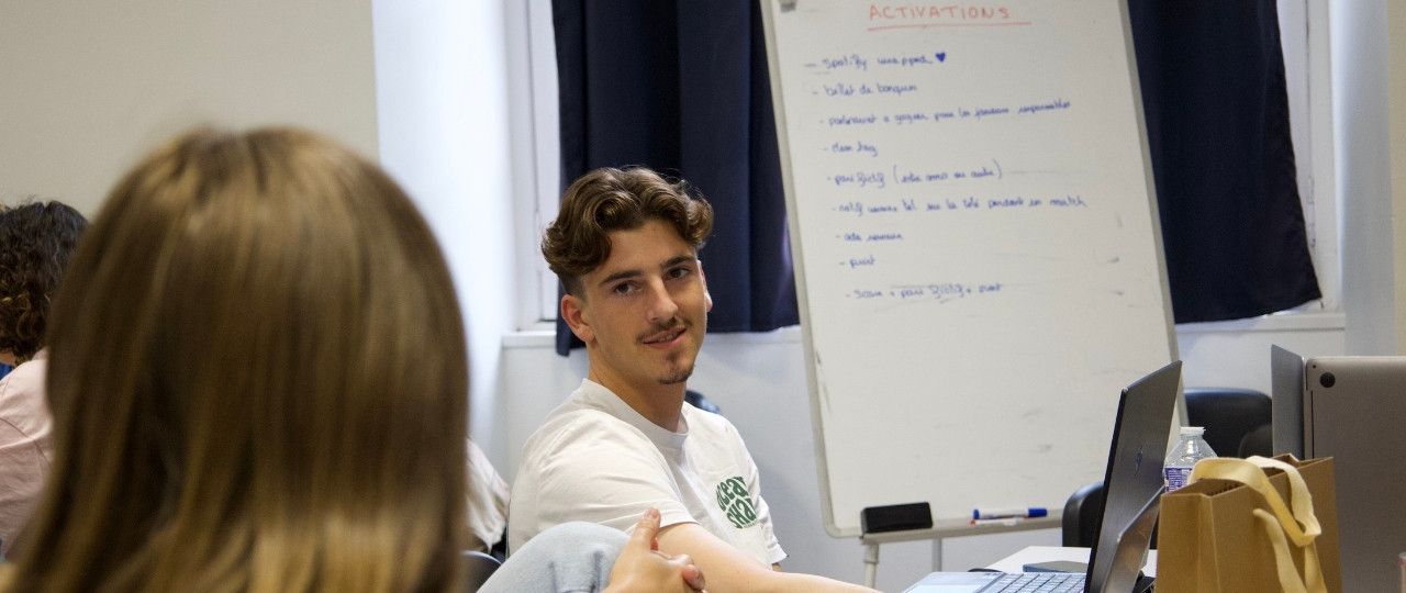 etudiant en publicite