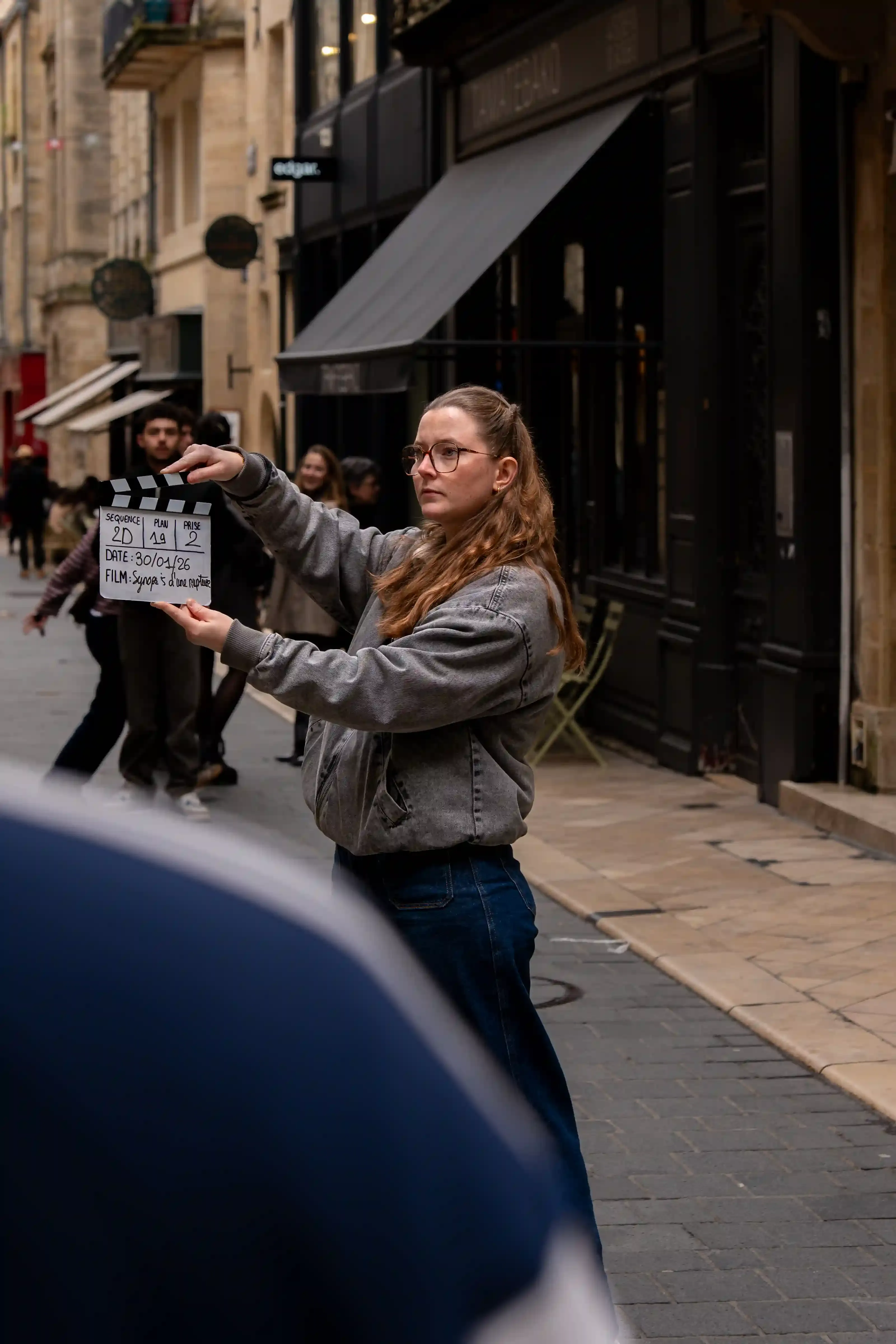 Clap de tournage.