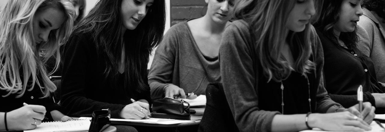 Étudiants en communication à l'ESP