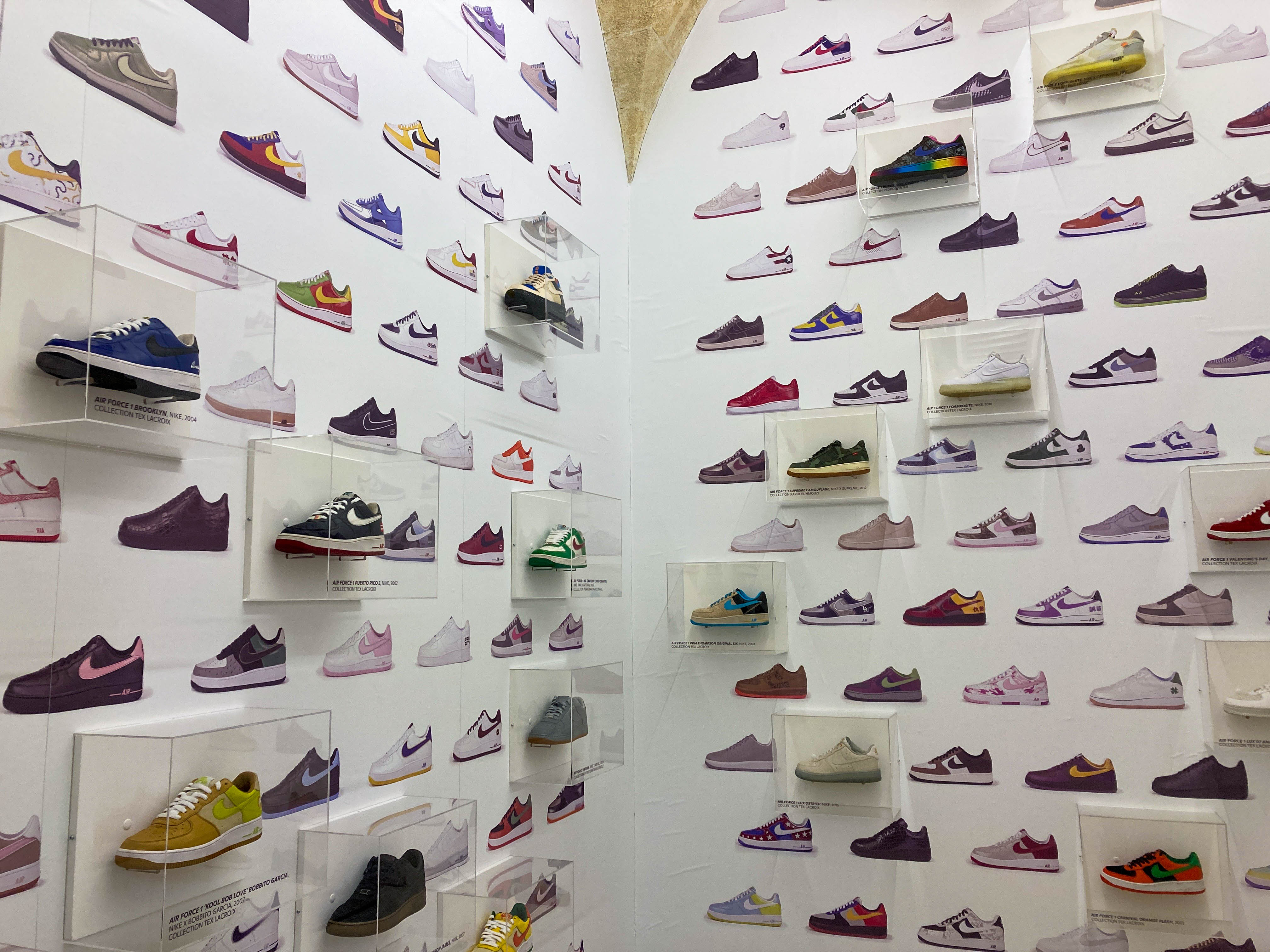 Exposition Playground Sneakers ESP